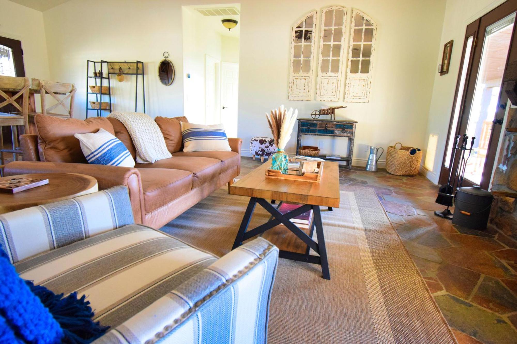 ホテル Peppertree Lane Ranch -- Seven-Acre Ranch In The Heart Of Wine Country テメキュラ エクステリア 写真