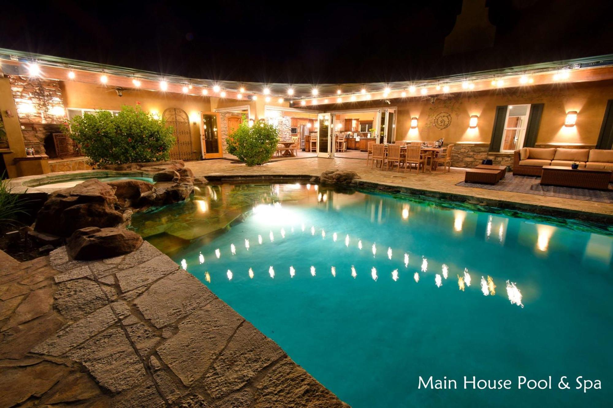 ホテル Peppertree Lane Ranch -- Seven-Acre Ranch In The Heart Of Wine Country テメキュラ エクステリア 写真
